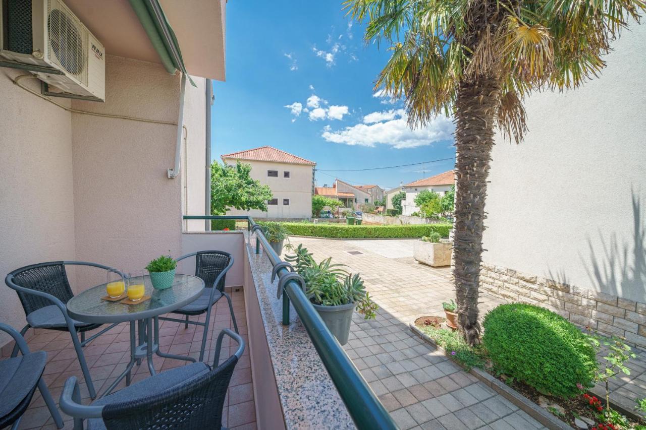 Family Petrov Apartments Водице Экстерьер фото