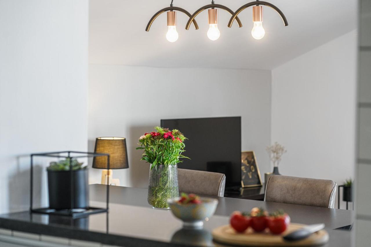 Family Petrov Apartments Водице Экстерьер фото