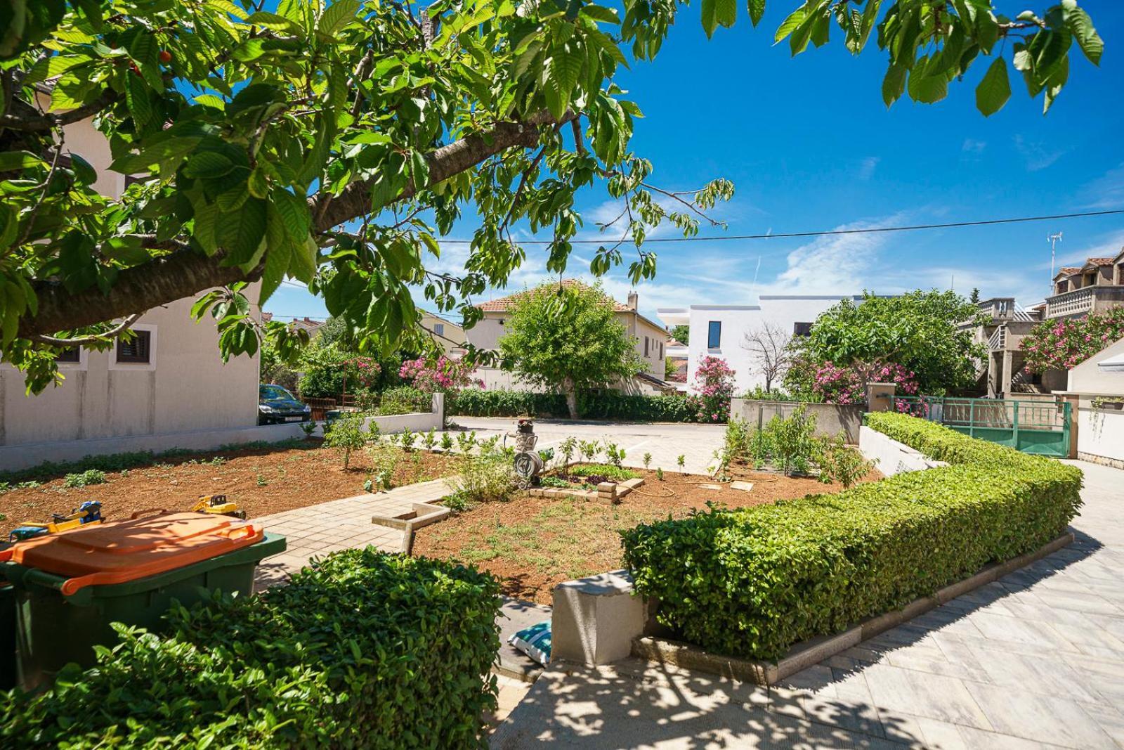 Family Petrov Apartments Водице Экстерьер фото